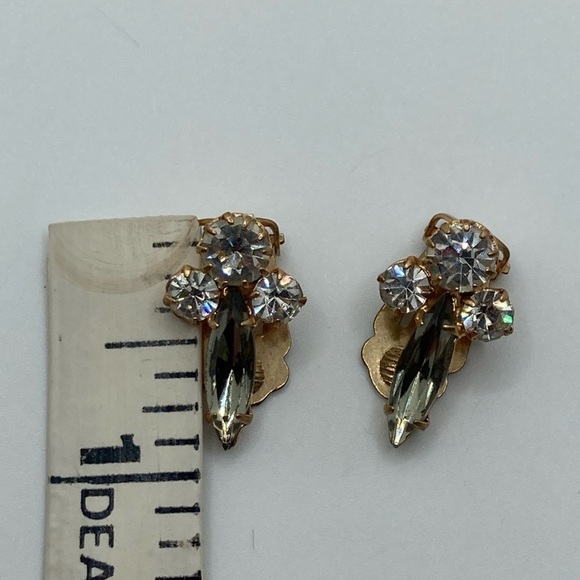 Vtg Rose Gold Tone White Round & Grey Navette Crystal Clip on Earrings .9” - Picture 7 of 7